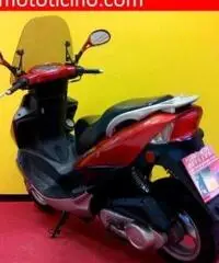 KYMCO Bet & Win 125 SUPERTAGLIANDATO PARABREZZA