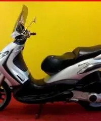 PIAGGIO Beverly 250 con antifurto elettronico