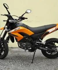 TW 125 cc Super Motard - NUOVO marca KSR moto Austria TW 125 cc Super Motard - NUOVO marca KSR moto Austria