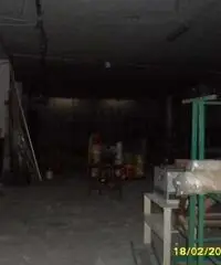 Magazzino in Vendita di 350mq Magazzino in Vendita di 350mq