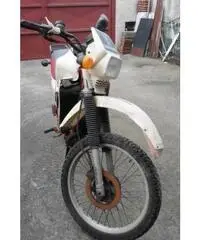 Moto enduro Cagiva Elefant