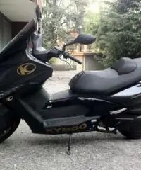 KYMCO Xciting tipo veicolo Scooter cc 300