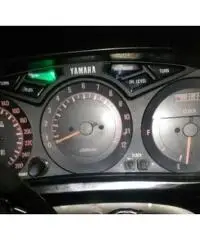 Yamaha FJ 1200 cc con soli 30000 km