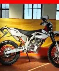 AJP MOTOS PR4 Enduro Pro 240 Bianco - 541 AJP MOTOS PR4 Enduro Pro 240 Bianco - 541