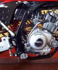 FANTIC MOTOR Caballero 125 Rosso Nero - 6400 FANTIC MOTOR Caballero 125 Rosso Nero - 6400