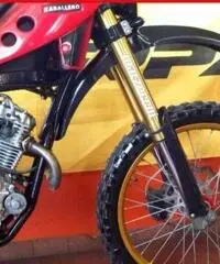 FANTIC MOTOR Caballero 125 Rosso Nero - 6400 FANTIC MOTOR Caballero 125 Rosso Nero - 6400