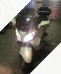 Suzuki Burgman 650 - 2011 Suzuki Burgman 650 - 2011