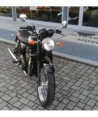 TRIUMPH BONNEVILLE T100
