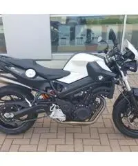 Vendo BMW F 800 R del 2011 Vendo BMW F 800 R del 2011