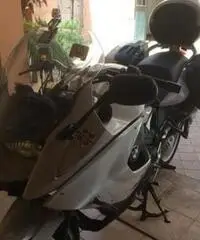 BMW - F 800 ST - 2013