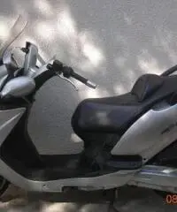 vendo scooter Kymco 250 vendo scooter Kymco 250