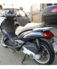 PIAGGIO Beverly 250 Base