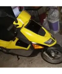 Vendo scooter aprilia rs 50