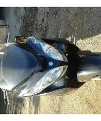SUZUKI AN Burgman Scooter cc 400 SUZUKI AN Burgman Scooter cc 400