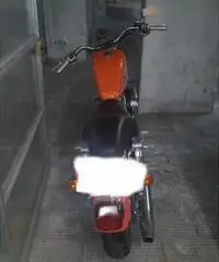 Harley-Davidson 883