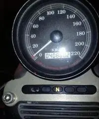 Harley-Davidson 883