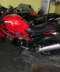 MOTOS-BIKES Ducati 695 CORSE