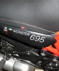 MOTOS-BIKES Ducati 695 CORSE