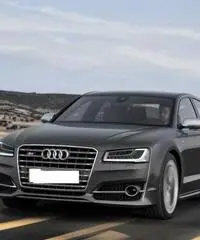 AUDI S8 4.0 TFSI quattro tiptronic