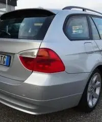 BMW 320 d cat Touring Attiva BMW 320 d cat Touring Attiva
