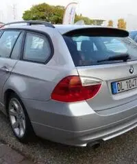 BMW 320 d cat Touring Attiva BMW 320 d cat Touring Attiva