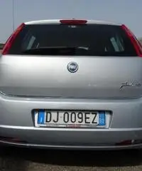 FIAT Grande Punto 1.4 5 porte Dynamic Metano FIAT Grande Punto 1.4 5 porte Dynamic Metano