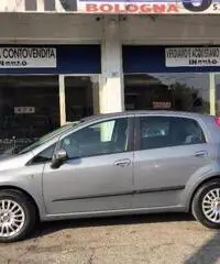 FIAT Grande Punto 1.4 GPL 5 porte Dynamic IDEALE NEOPATENTATO FIAT Grande Punto 1.4 GPL 5 porte Dynamic IDEALE NEOPATENTATO