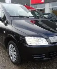 FIAT Multipla 1.6 16V Natural Power Emotion FIAT Multipla 1.6 16V Natural Power Emotion