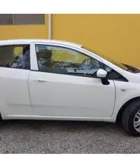 FIAT Punto Evo 1.4 GPL GARANTITA UNICOPR.KM CERTIFICATI FIAT Punto Evo 1.4 GPL GARANTITA UNICOPR.KM CERTIFICATI