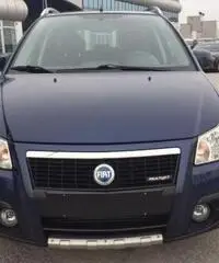 FIAT Sedici 1.9 MJT 4x4 Dynamic GANCIO TRAINO CON CARRELLINO FIAT Sedici 1.9 MJT 4x4 Dynamic GANCIO TRAINO CON CARRELLINO
