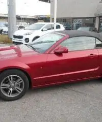 FORD Mustang cabrio