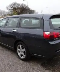 HONDA Accord 2.2 i-CTDi Tour. Exec. HONDA Accord 2.2 i-CTDi Tour. Exec.