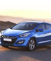 HYUNDAI i30 1.6 CRDi 5p. Comfort Plus HYUNDAI i30 1.6 CRDi 5p. Comfort Plus