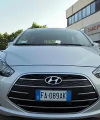 HYUNDAI iX20 1.4 CRDI 90 CV Comfort HYUNDAI iX20 1.4 CRDI 90 CV Comfort
