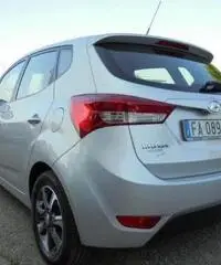 HYUNDAI iX20 1.4 CRDI 90 CV Comfort HYUNDAI iX20 1.4 CRDI 90 CV Comfort