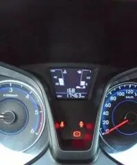 HYUNDAI iX20 1.4 CRDI 90 CV Comfort HYUNDAI iX20 1.4 CRDI 90 CV Comfort