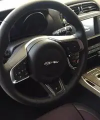 JAGUAR XE 2.0 D Turbo 180CV aut. R-Sport JAGUAR XE 2.0 D Turbo 180CV aut. R-Sport