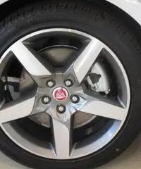 JAGUAR XE 2.0 D Turbo 180CV aut. R-Sport