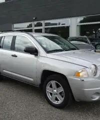 JEEP Compass 2.0 Turbodiesel DPF Sport JEEP Compass 2.0 Turbodiesel DPF Sport
