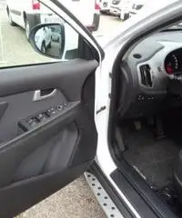 KIA Sportage 1.7 CRDI VGT 2WD Cool KIA Sportage 1.7 CRDI VGT 2WD Cool