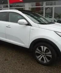 KIA Sportage 2.0 CRDI VGT 184CV AWD R KIA Sportage 2.0 CRDI VGT 184CV AWD R