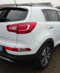 KIA Sportage 2.0 CRDI VGT 184CV AWD R KIA Sportage 2.0 CRDI VGT 184CV AWD R
