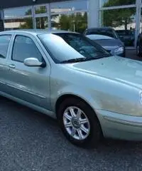 LANCIA Lybra 1.8i 16V VVT cat LX LANCIA Lybra 1.8i 16V VVT cat LX