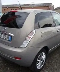 LANCIA Ypsilon 1.2 E-Collection LANCIA Ypsilon 1.2 E-Collection