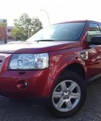 LAND ROVER Freelander 2.2 TD4 S.W. SE LAND ROVER Freelander 2.2 TD4 S.W. SE