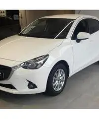 MAZDA 2 1.5 105 CV Skyactiv-D Evolve + Evolve Pack MAZDA 2 1.5 105 CV Skyactiv-D Evolve + Evolve Pack