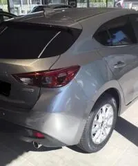 MAZDA 3 Mazda3 1.5 Skyactiv-G Evolve MAZDA 3 Mazda3 1.5 Skyactiv-G Evolve