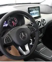 MERCEDES-BENZ B 180 d AUTOMATIC SPORT
