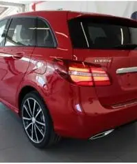 MERCEDES-BENZ B 180 d AUTOMATIC SPORT NIGHT PACK MERCEDES-BENZ B 180 d AUTOMATIC SPORT NIGHT PACK