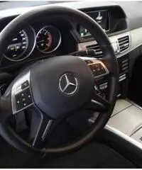 MERCEDES-BENZ E 200 BlueTEC Automatic Executive MERCEDES-BENZ E 200 BlueTEC Automatic Executive